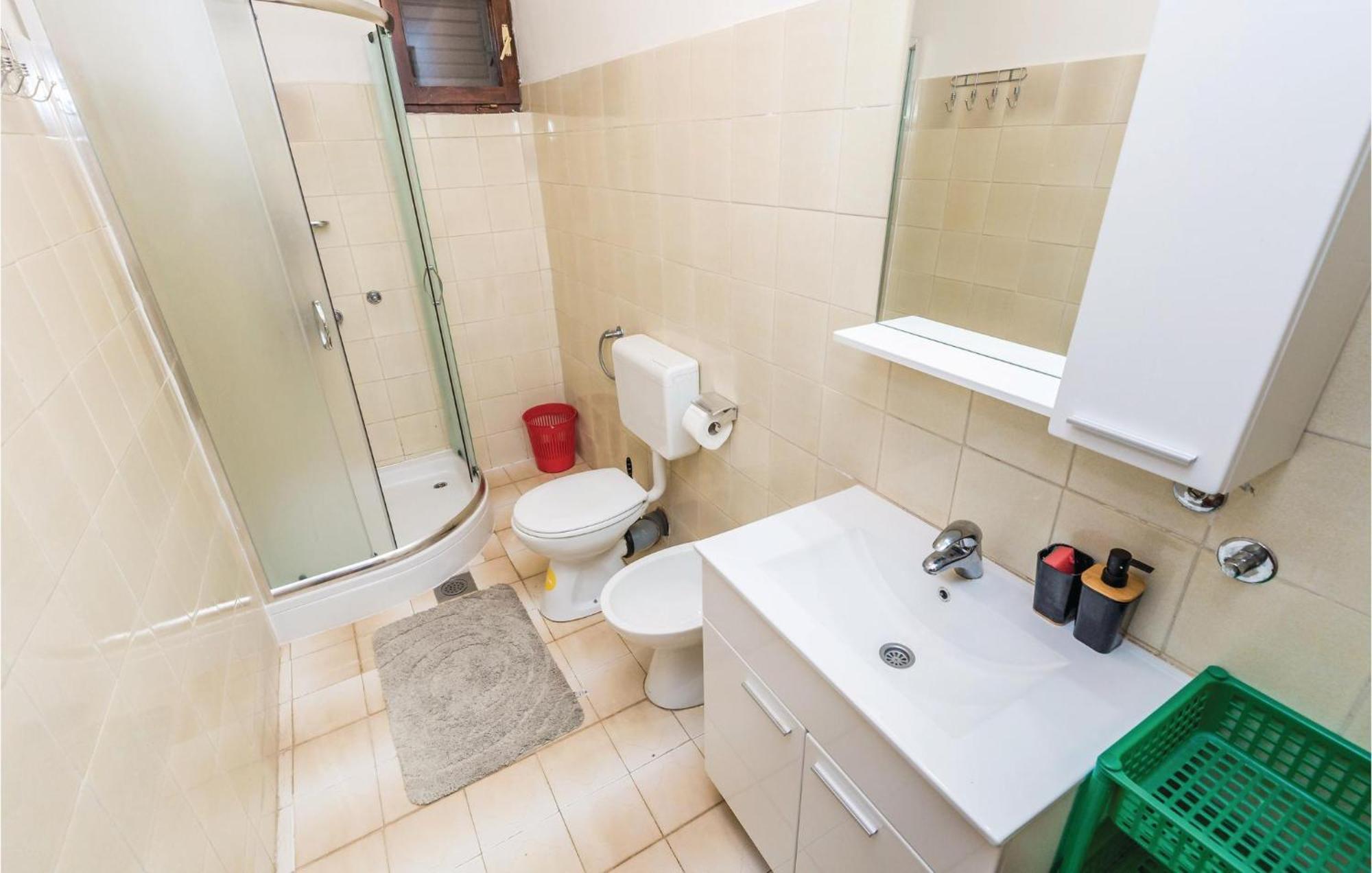 Stunning Apartment In Barbat-Rab With Wifi Barbat na Rabu Exterior foto